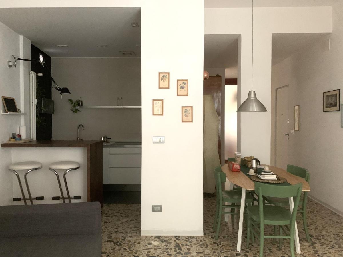 Il Giardino Segreto Apartment Parma Bagian luar foto